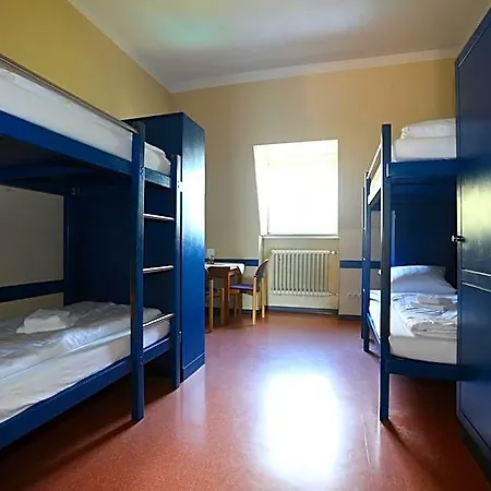 Kolping Im Warsberger Hof Auberge de jeunesse *