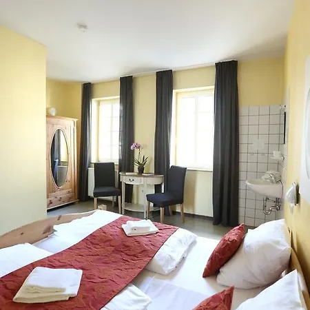 Auberge de jeunesse Kolping Im Warsberger Hof *