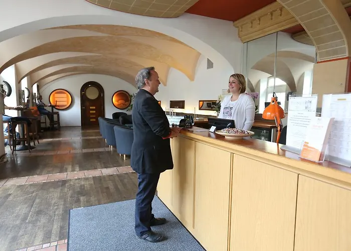 Hostel Kolping Im Warsberger Hof